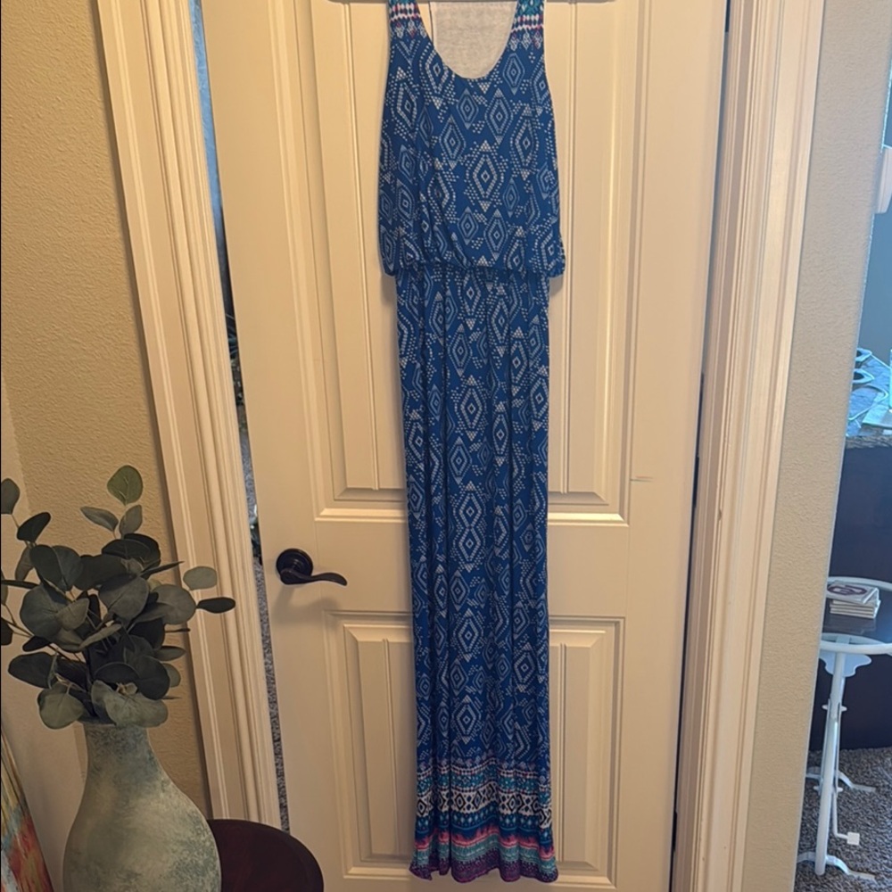 Renee C. Blue and White Patterned Dress